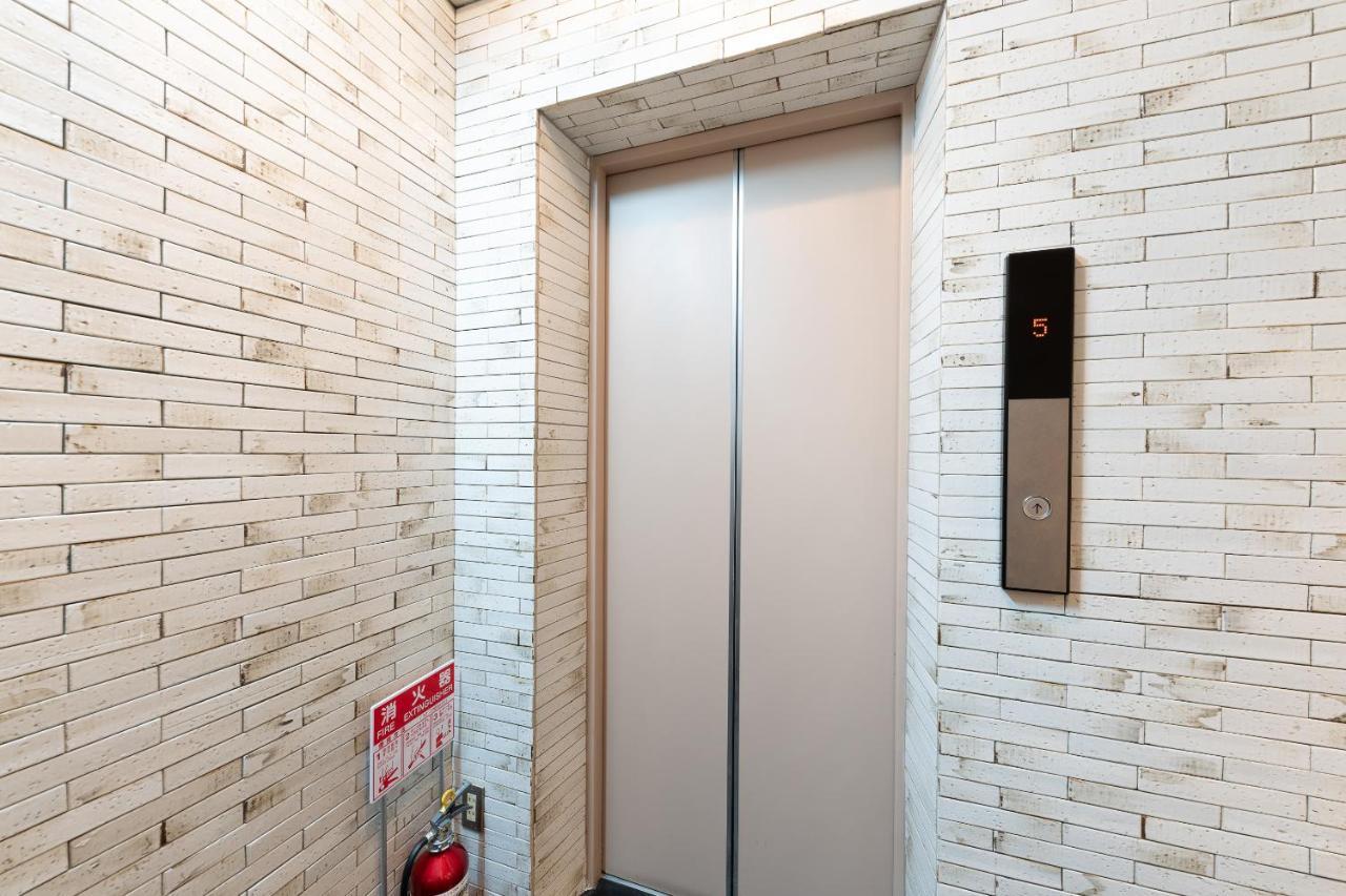 Oyo Hotel Exsaison Sugamo Tokyo Esterno foto